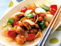 鶏肉レシピ ピーナッツのピリ辛炒め